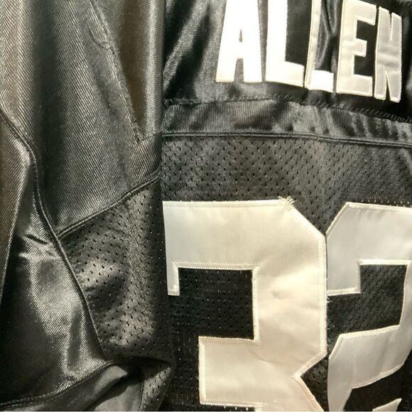 Mitchell & Ness Oakland Raiders 1984 Marcus Allen Throwback Jersey #32 - Picture 8 of 8